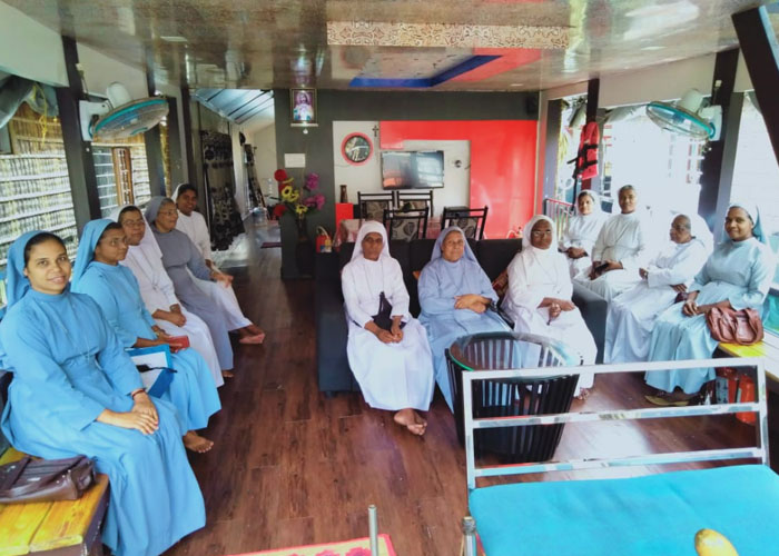 Capthey Pacific Cruise